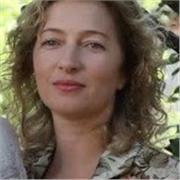 laureata in lingue offre lezioni, ripetizioni per bambini, ragazzi e adulti